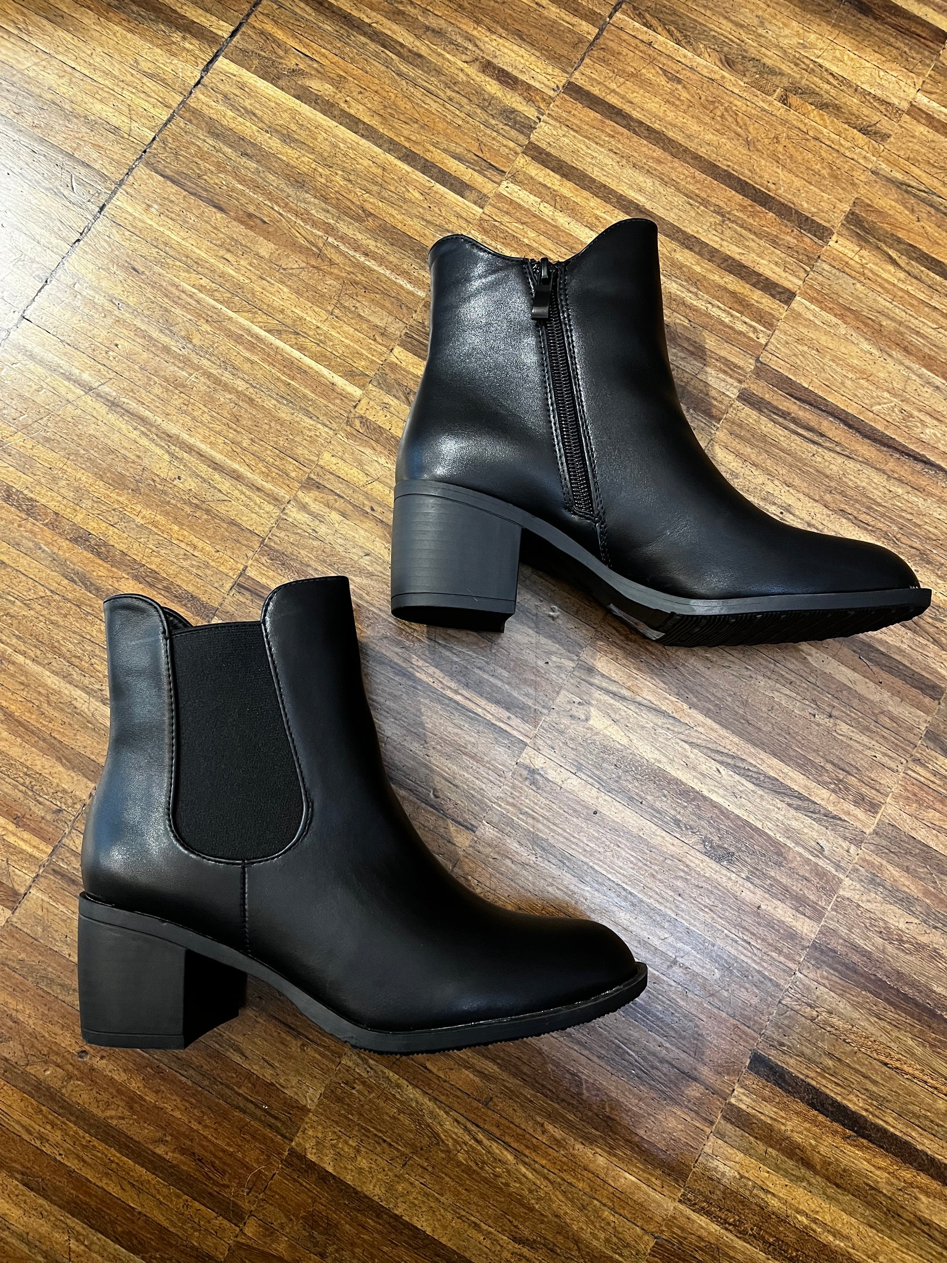 Beatles Silvia - Galleria 77