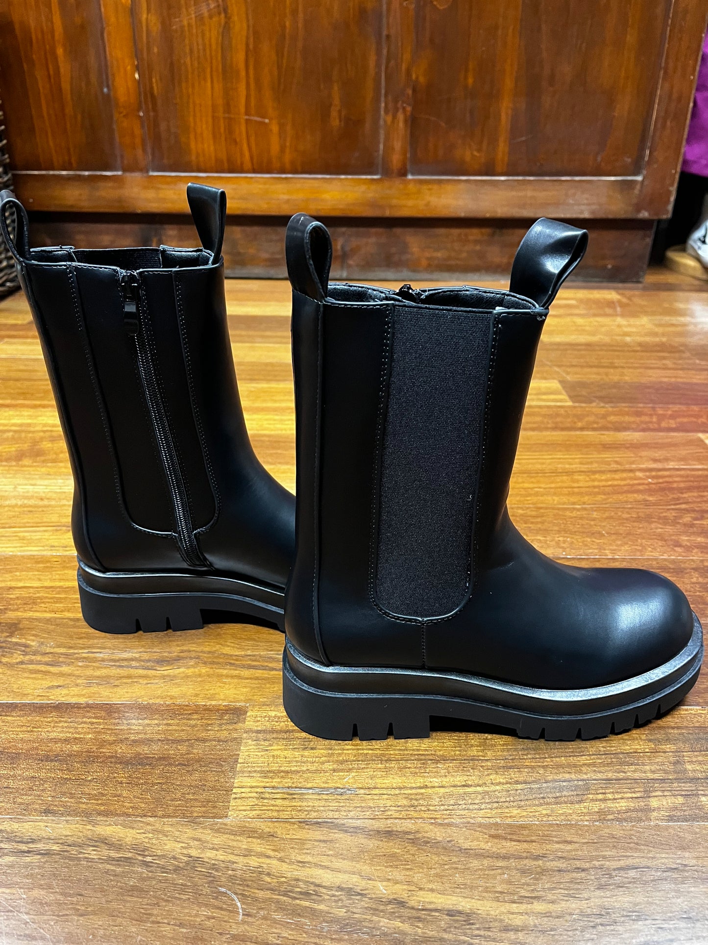 Beatles Dora - Galleria 77