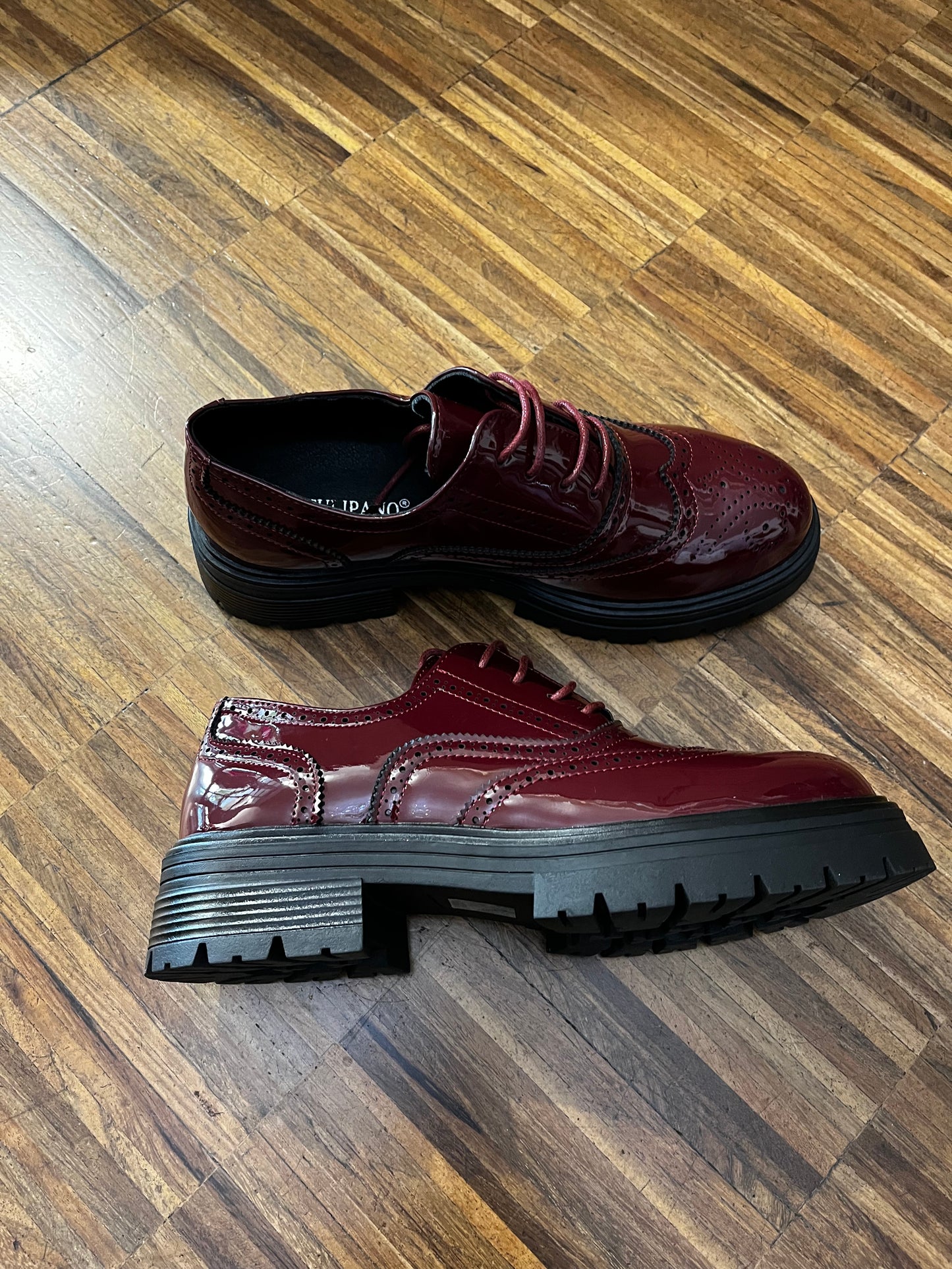 Parigine Emily - Galleria 77