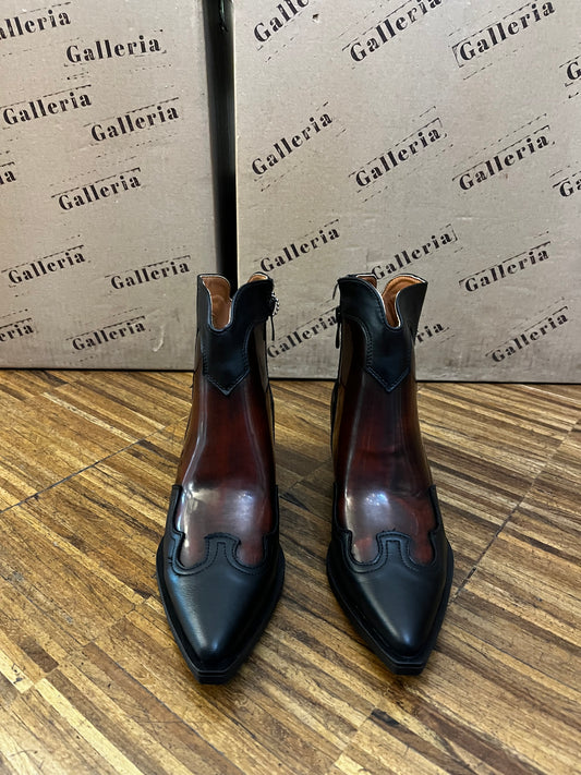 Texano Lolita - Galleria 77