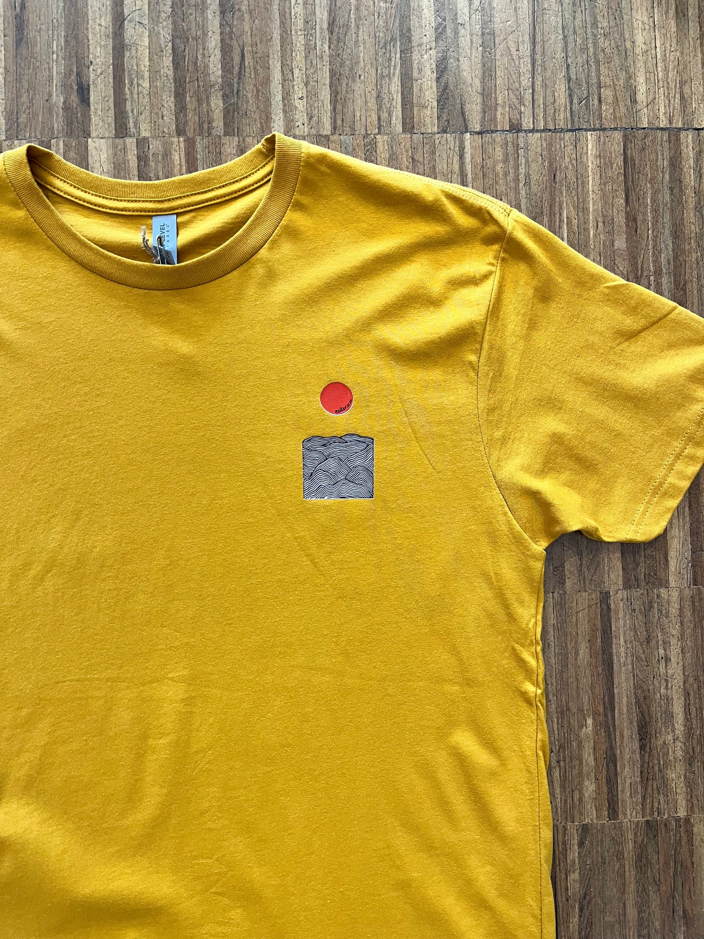 Galleria 77 regular tee Sunset vibes - Galleria 77