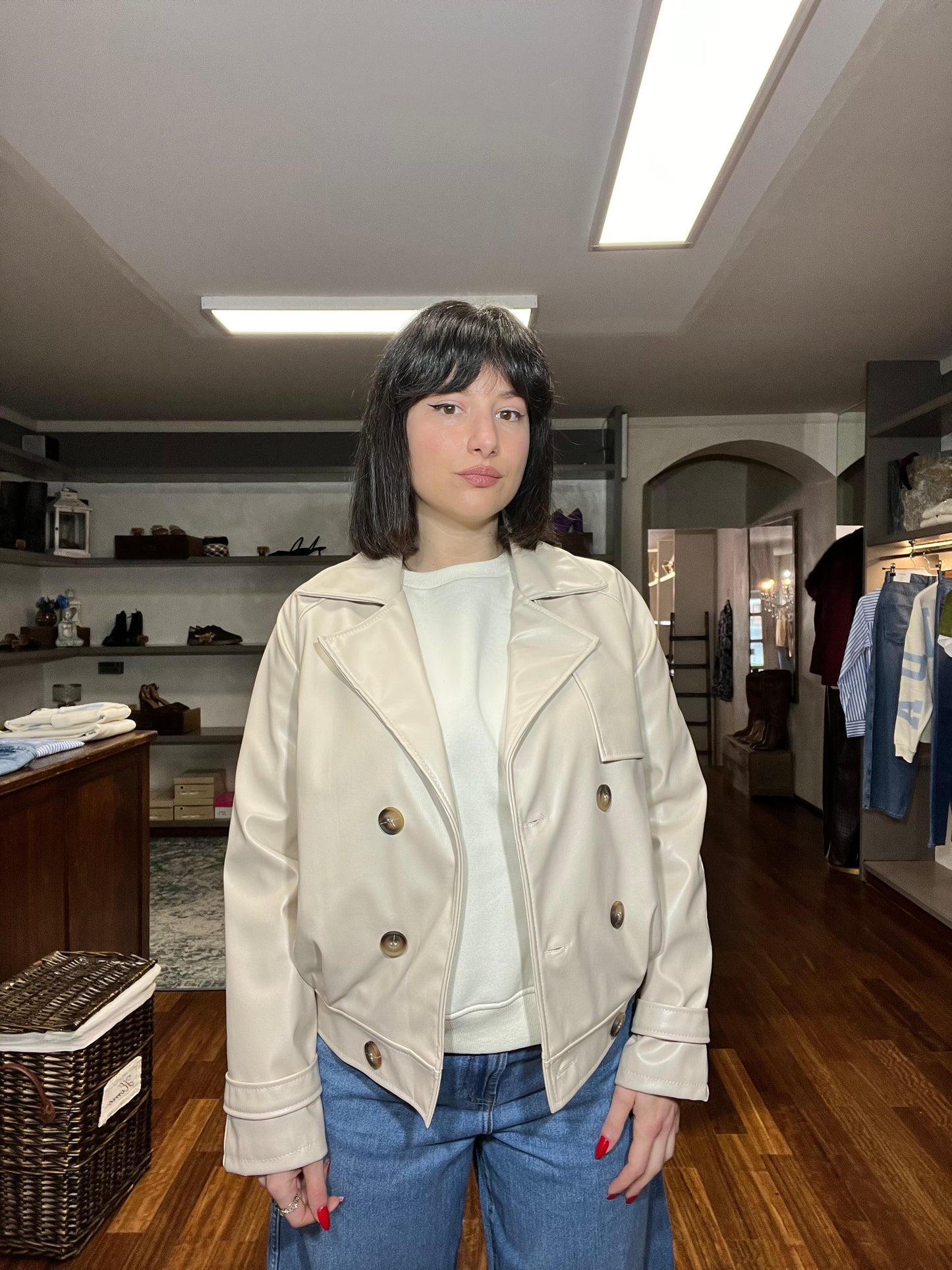 Lokita - trench corto effetto pelle - Galleria 77