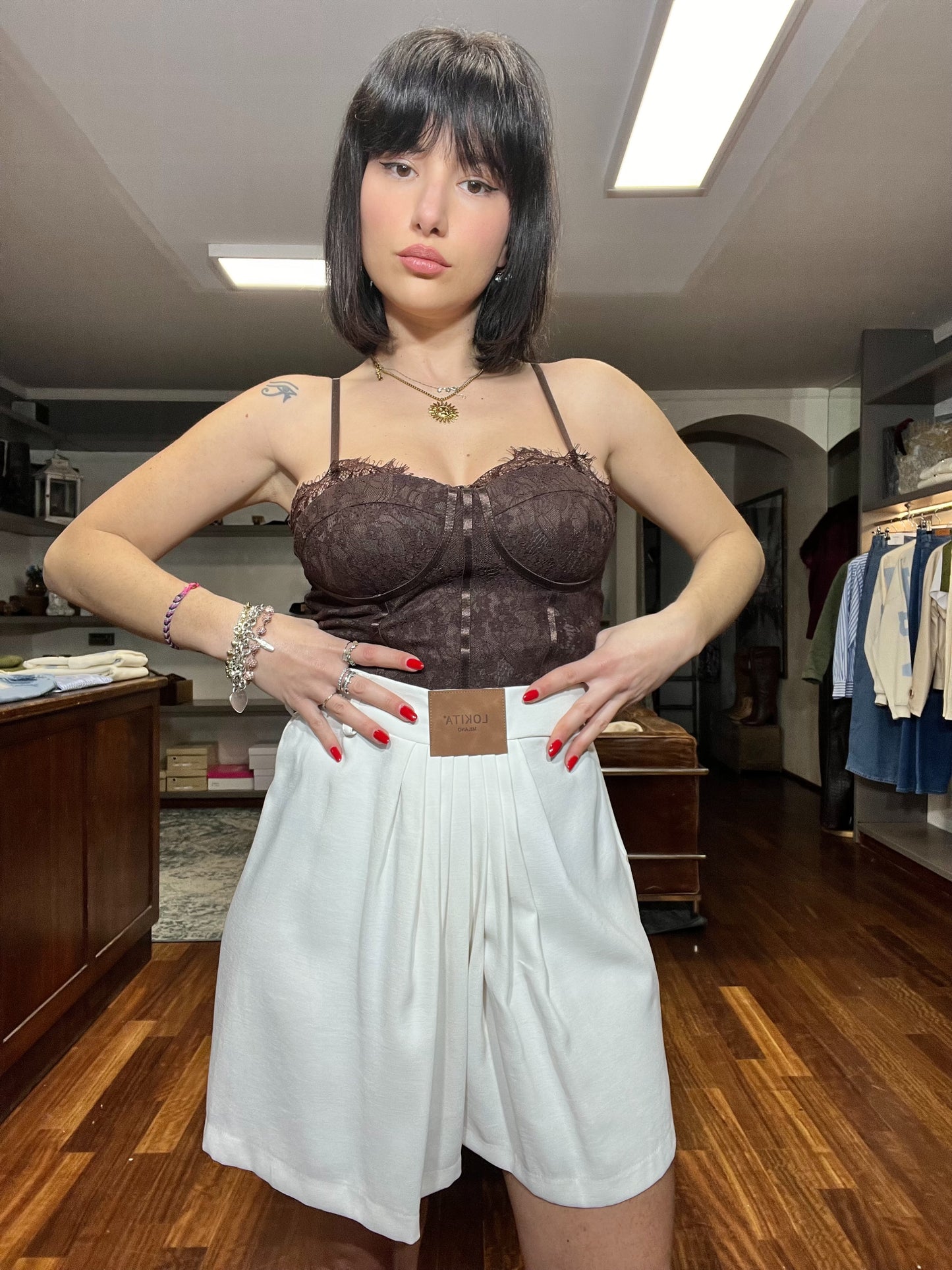 Lokita-shorts a pieghe