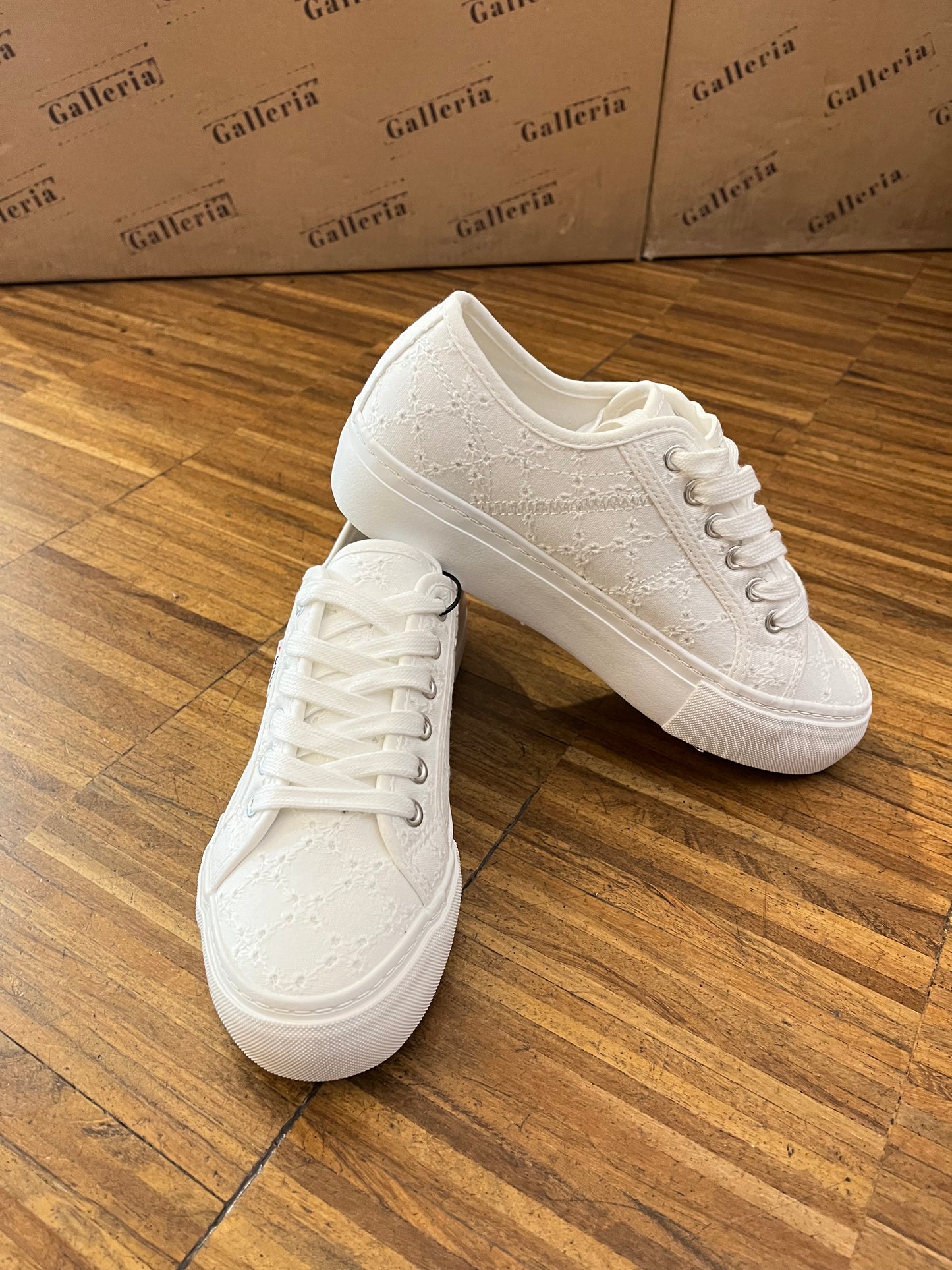 Only NOOMI PLATFORM SNEAKER